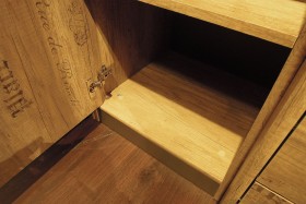 Шкаф для белья «Пилигрим» (Дуб Каньон светлый, Фон серый) в Бийске - bijsk.katalogmebeli.com | фото 5